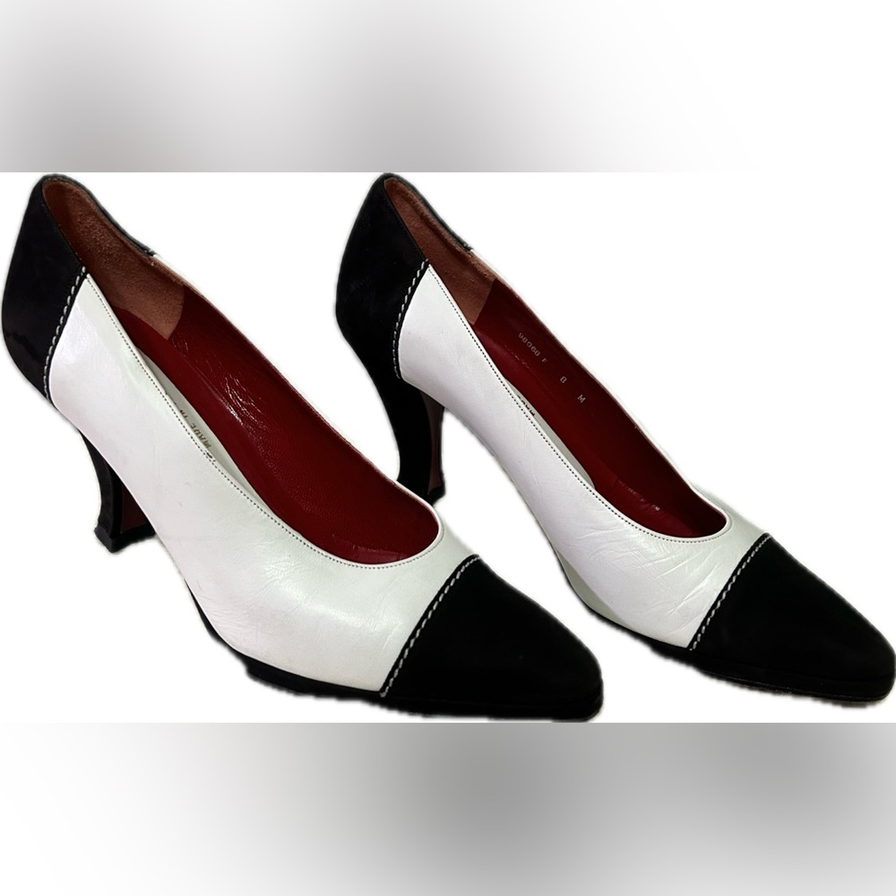 CHARLES JOURDAN  Pumps